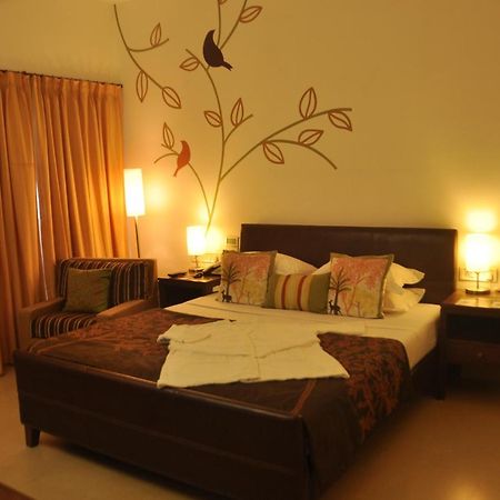 Fountainhead Hotel Алибаг Екстериор снимка