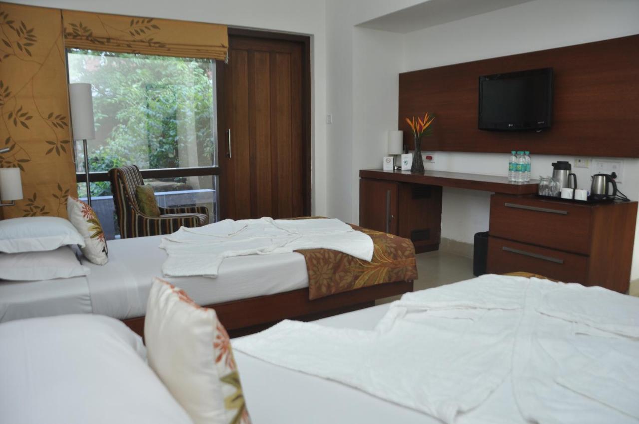 Fountainhead Hotel Алибаг Екстериор снимка